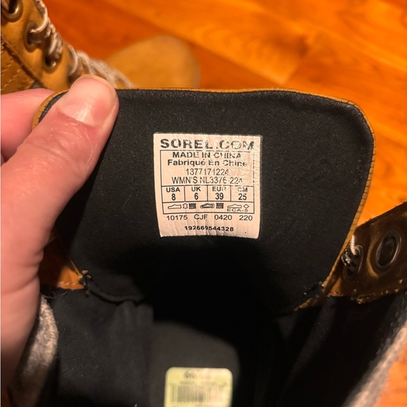 Sorel Lexie Wedge Tan and Gray Lace Up Boots - Picture 12 of 12